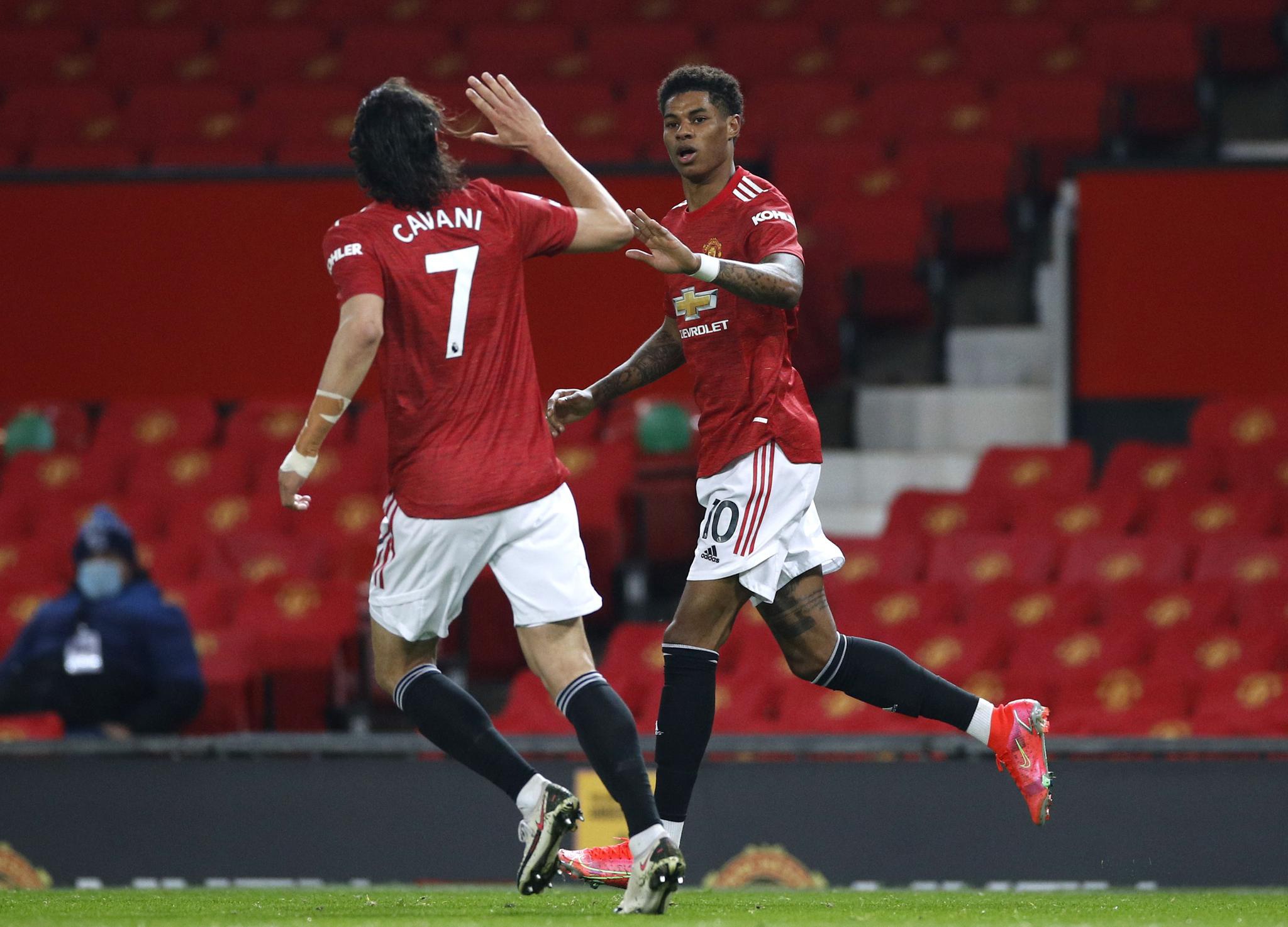 在网球拍上 在网球拍上